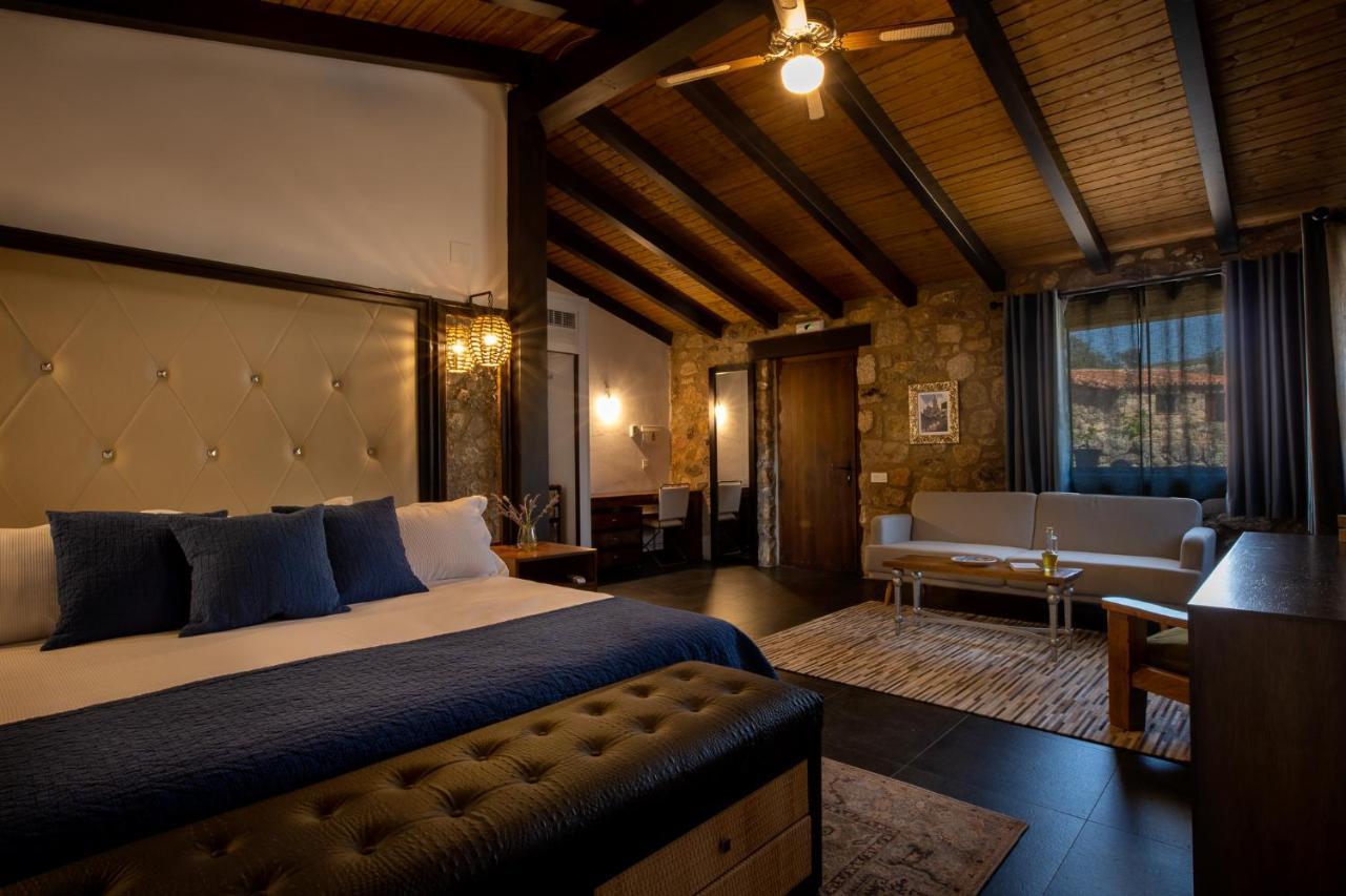 Aqua Et Oleum Hotel Villamiel Екстериор снимка