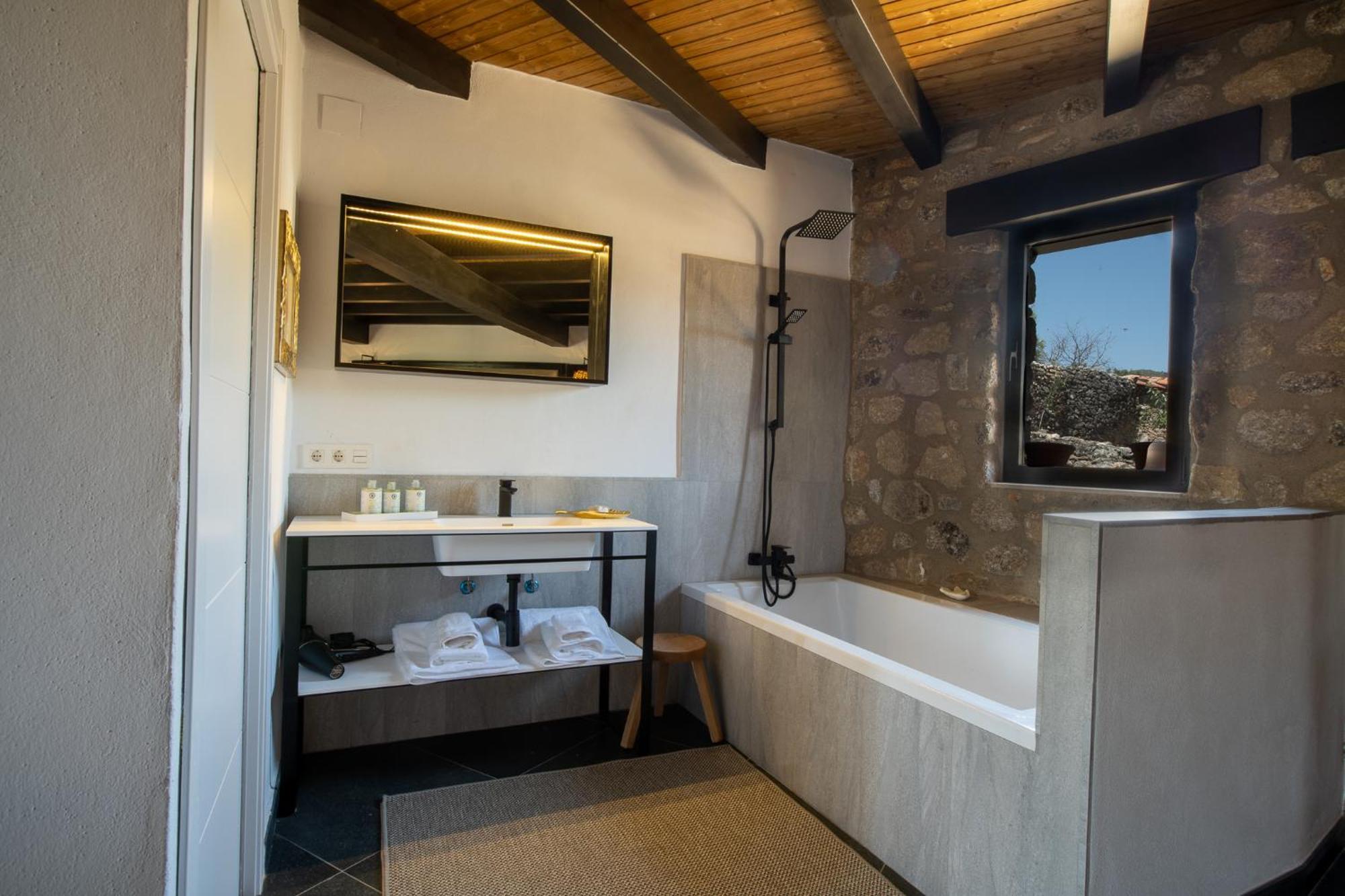 Aqua Et Oleum Hotel Villamiel Стая снимка